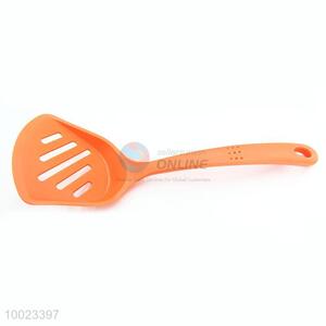 New Arrival With Cheap Price PP Leakage Shovel For Cooking