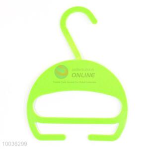 12.7*17.7CM Hot Sale Green Plastic Hanger, Clothes Rack