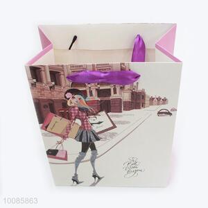 Fashion Girl White Cardboard Paper Handbag/Gift Bag