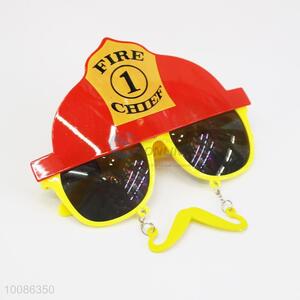 Fire chief hat shaped plastic glasses/glasses for party