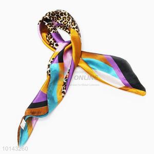 China Hot Sale Women Printing Silk Scarf