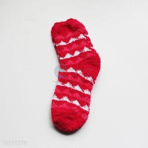 Best Selling Red Polyester Socks for Keeping Warm