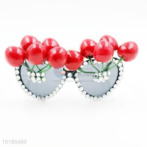 Wholesale cherry heart shaped glasses