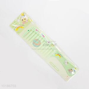 Fashionable Green Cartoon Utility Plastic Hair Comb