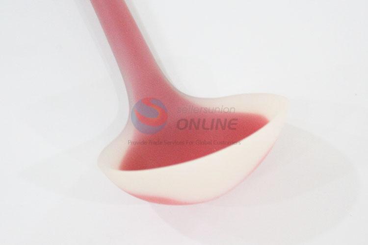 New arrival kitchen silicone soup ladle/spoon