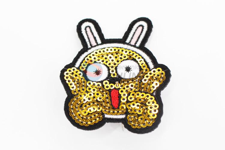 Wholesale bunny shape embroidery badge brooch