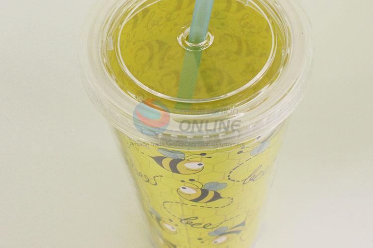 Cheap Price Plastic Yellow Color Cartoon Bee Cup with Blue Straw Creative Tea Cup Potable Cup