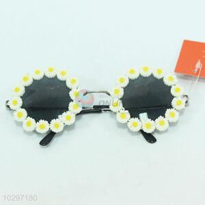 Hot-selling cute style yellow&white flower party glasses