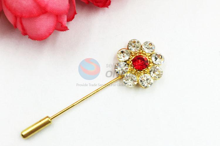 China Factory Jewelry Rhinestone Brooch for Party