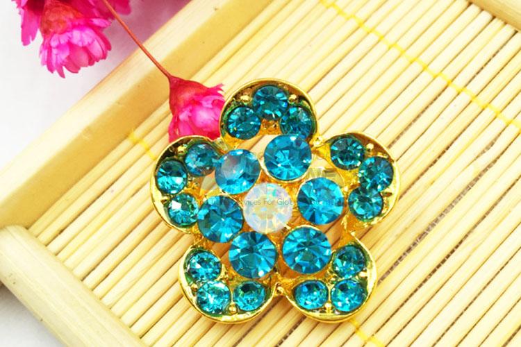 China Factory Vintage Flower Rhinestone Brooch for Ladies