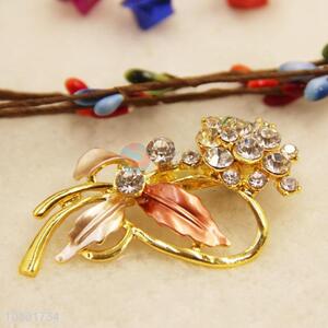 Fashion Style Crystal Breastpin for Dress Decoration