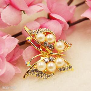 Factory Direct Crystal Breastpin Brooch in Butterfly Shape