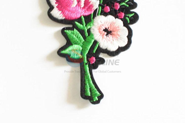 Popular Wholesale Flower Embroidery Patch For Cloth