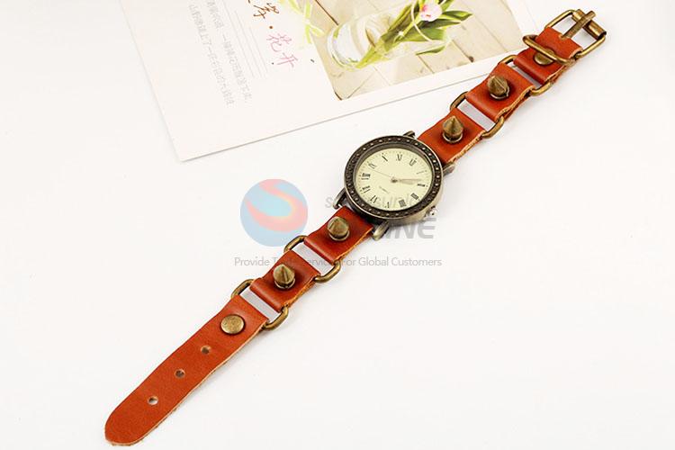 Good Quality Retro Style Rivet Leather Bracelet Wristwatch