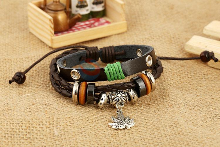 Fashion Design Maple Leaf Leather Bracelet