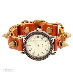 Good Quality Retro Style Rivet Leather Bracelet Wristwatch