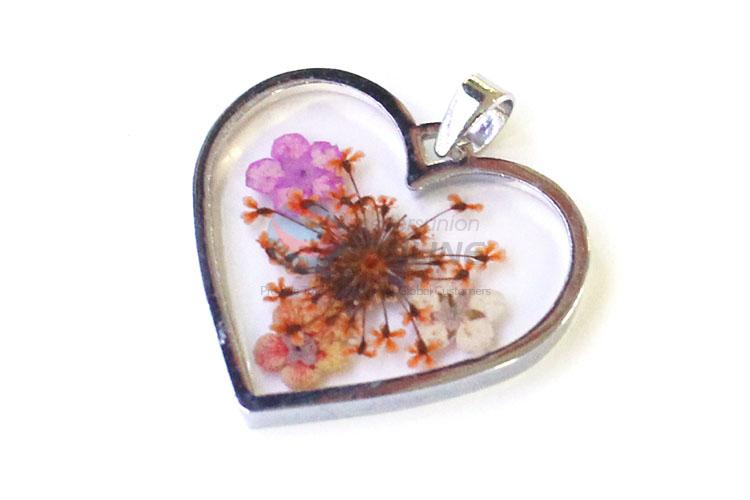 Creative Design Heart Shape Pendant Real Flower Pendant