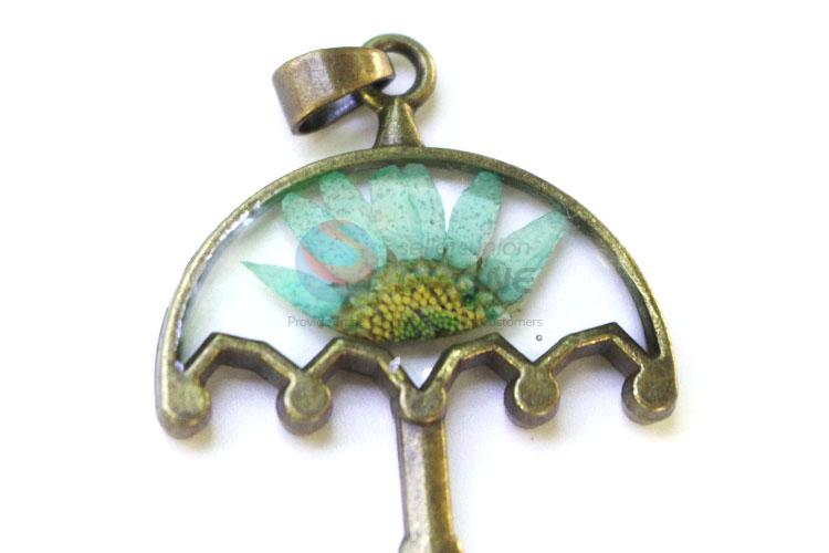 Cute Umbrella Shape Zinc Alloy Real Flower Pendant