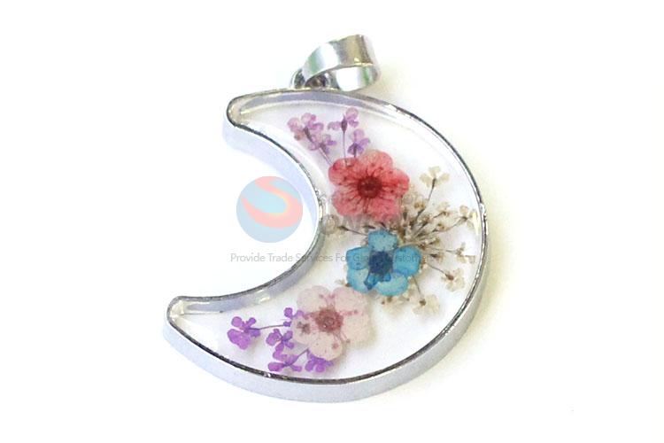 High Quality Cute Moon Shape Real Flower Pendant