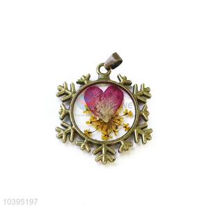 Retro Design Bronze Real Flower Pendant