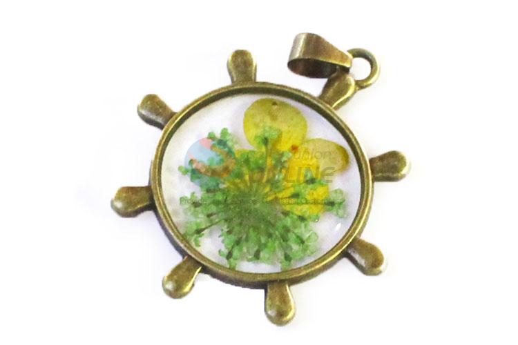 Creative Design Round Bronze Real Flower Pendant