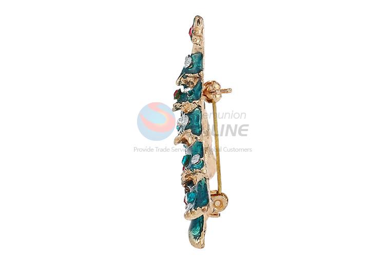 China wholesale Christams tree shape alloy brooch