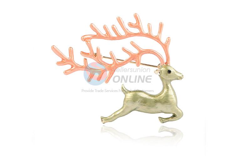 Wholesale cute deer shape alloy brooch