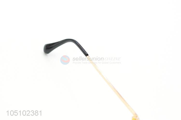 Wholesale Price Classic Sun Glasses Travelling Sunglasses