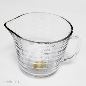 Low price kitchen use transparent glass measuring jug with scale