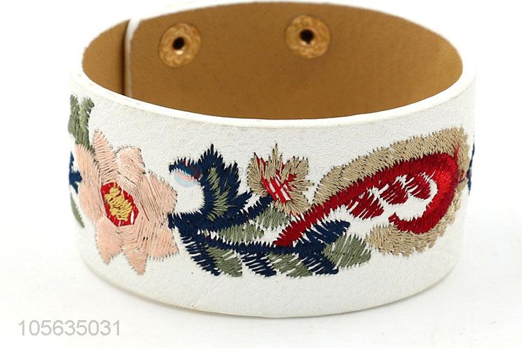 Excellent quality retro flower embroidered adjustable leather bracelet