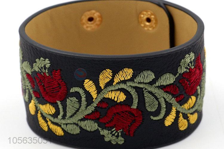 Recent design retro styles flower embroidered leather bracelets