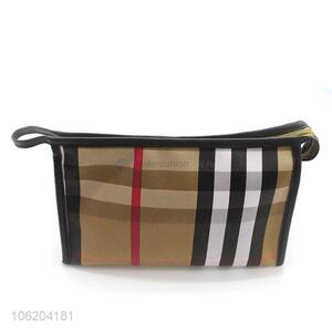 Fashionable hot selling check printed pu cosmetic bag