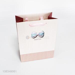 Wholesale Price Portable Gift Bag Fashion Paper Bag