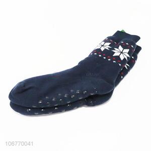 Wholesale women winter home socks snowflake pattern floor socks