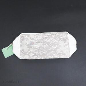 Delicate Design Portable Cosmetic Bag With Zipper