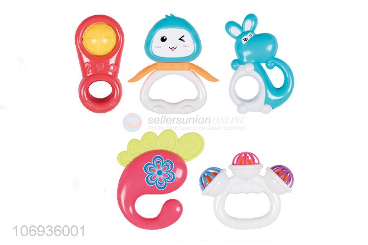 Factory Wholesale Cute Cartoon Plastic Baby Rattle Grasping Hand Shaking Bell Toy