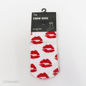 Hot selling fashionable red lip pattern ladies crew socks