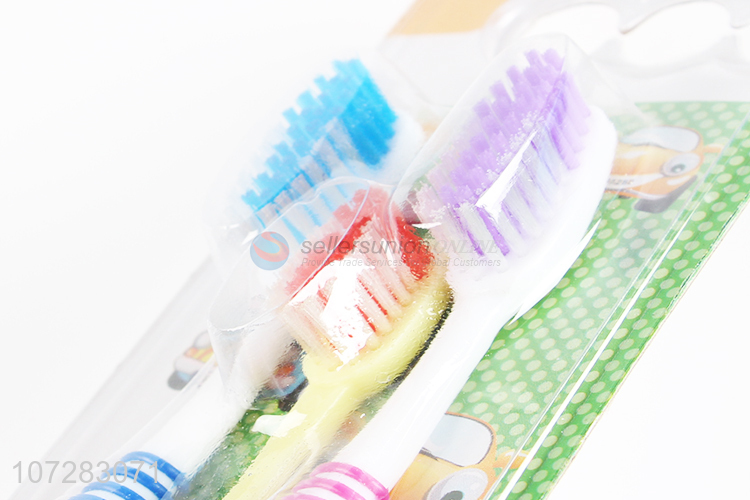 Hot sale custom logo travel use plastic toothbrush set for adults