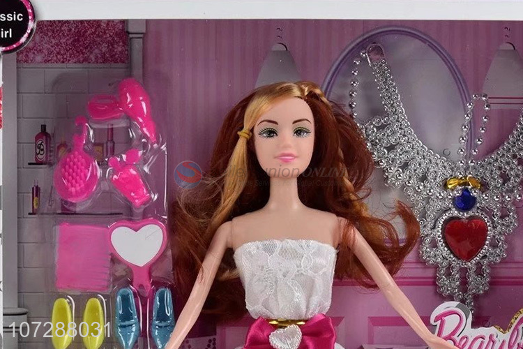 Latest Solid Body Fashion Girls Doll With Dress And Accessories