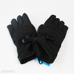 China manufacturer men winter sports gloves for climbing & hiking