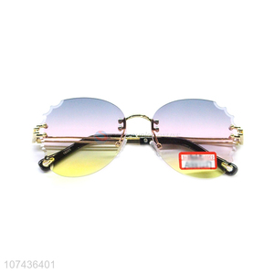 Latest style fashion gradient ladies sunglasses frameless sunglasses