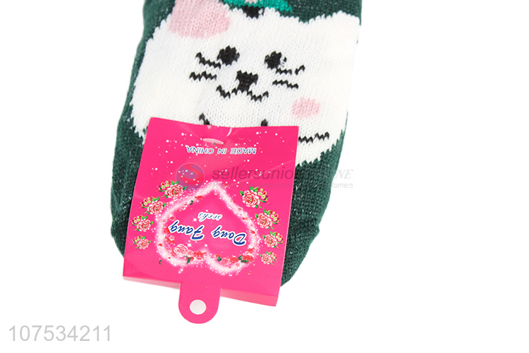 Promotional ladies winter knitted jacquard floor socks