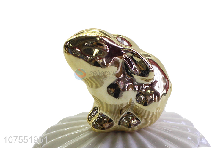 Wholesale White Ceramic Storage Jar With Gold Frog Decoration Ceramic Lid