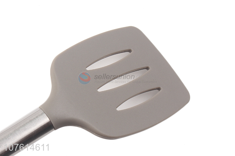 Wholesale kitchen supplies stainless steel handle silicone slotted turner