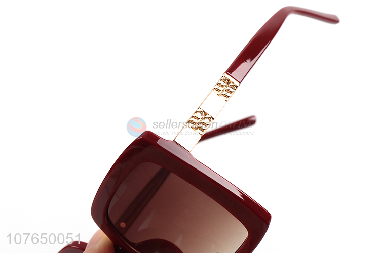 New Design Square Frames Sunglasses Fashion Eyewear For Adult