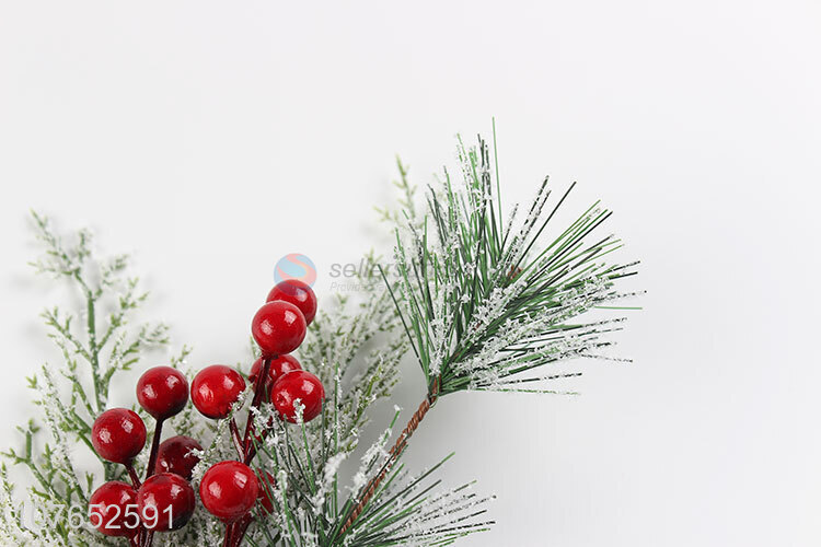 Hot-selling simulation red pine nut decoration Christmas long vine