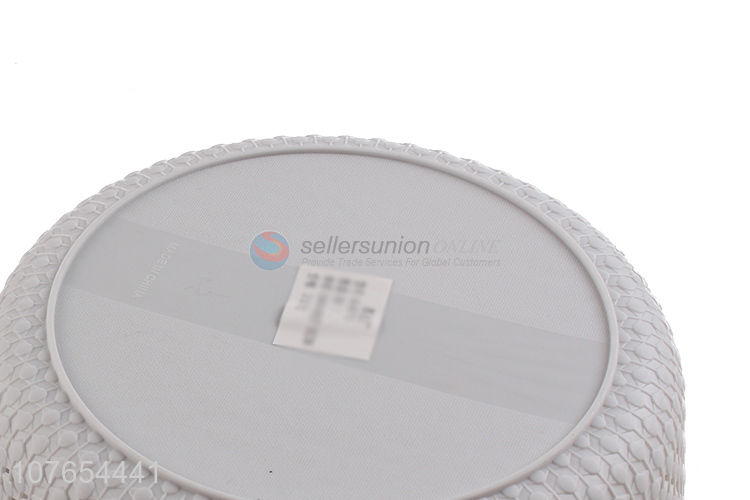 Good quality round plastic wicker storage basket for kitchen food