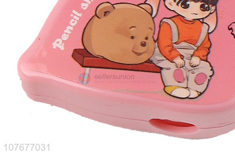 New arrival kids stationery heart shape plastic pencil sharpener