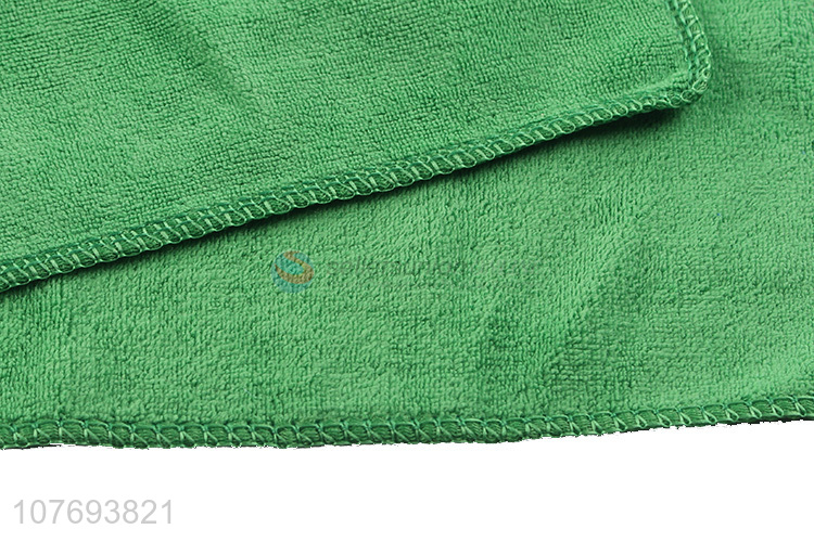 Preferred thin fiber car cleaning towels for car washing and cleaning