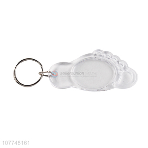 New Design Foot Shape Plastic Key Chain Fashion Keychains